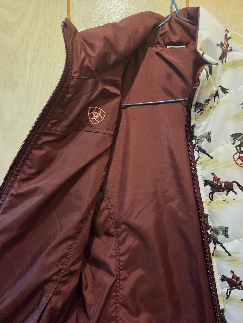 Ariat Bella Reversible Vest (Good Show/zinfandel) New Child Med (Sz 10)